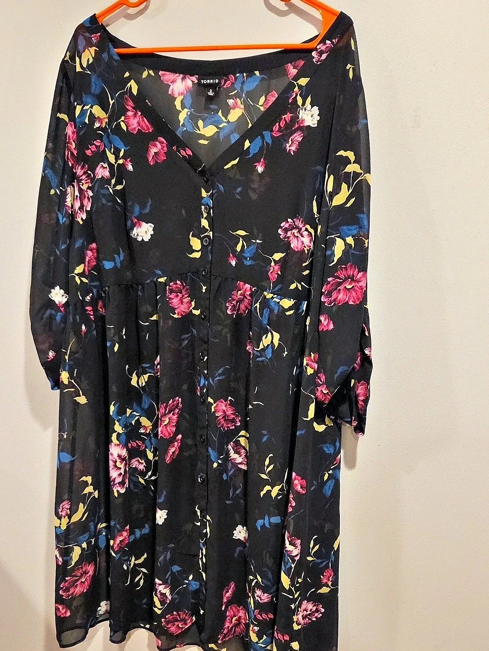 157. Torrid Floral Sheer Dress Cover Size 2 Like New